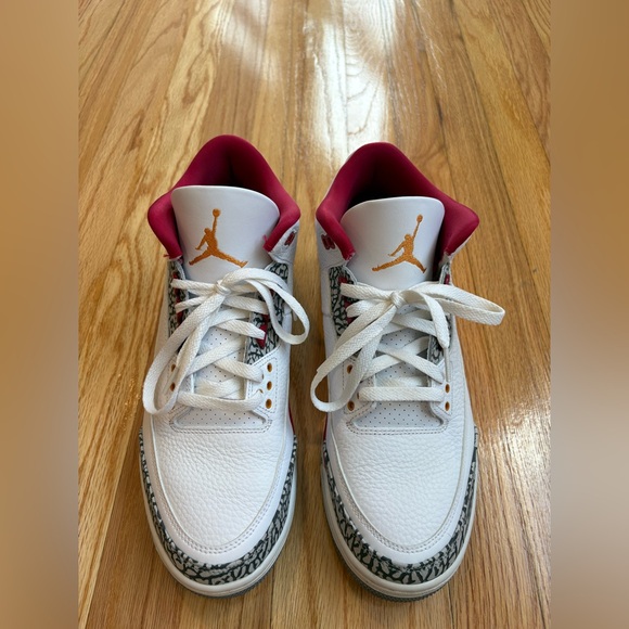 Jordan 3 Cardinal Red - Picture 3 of 7